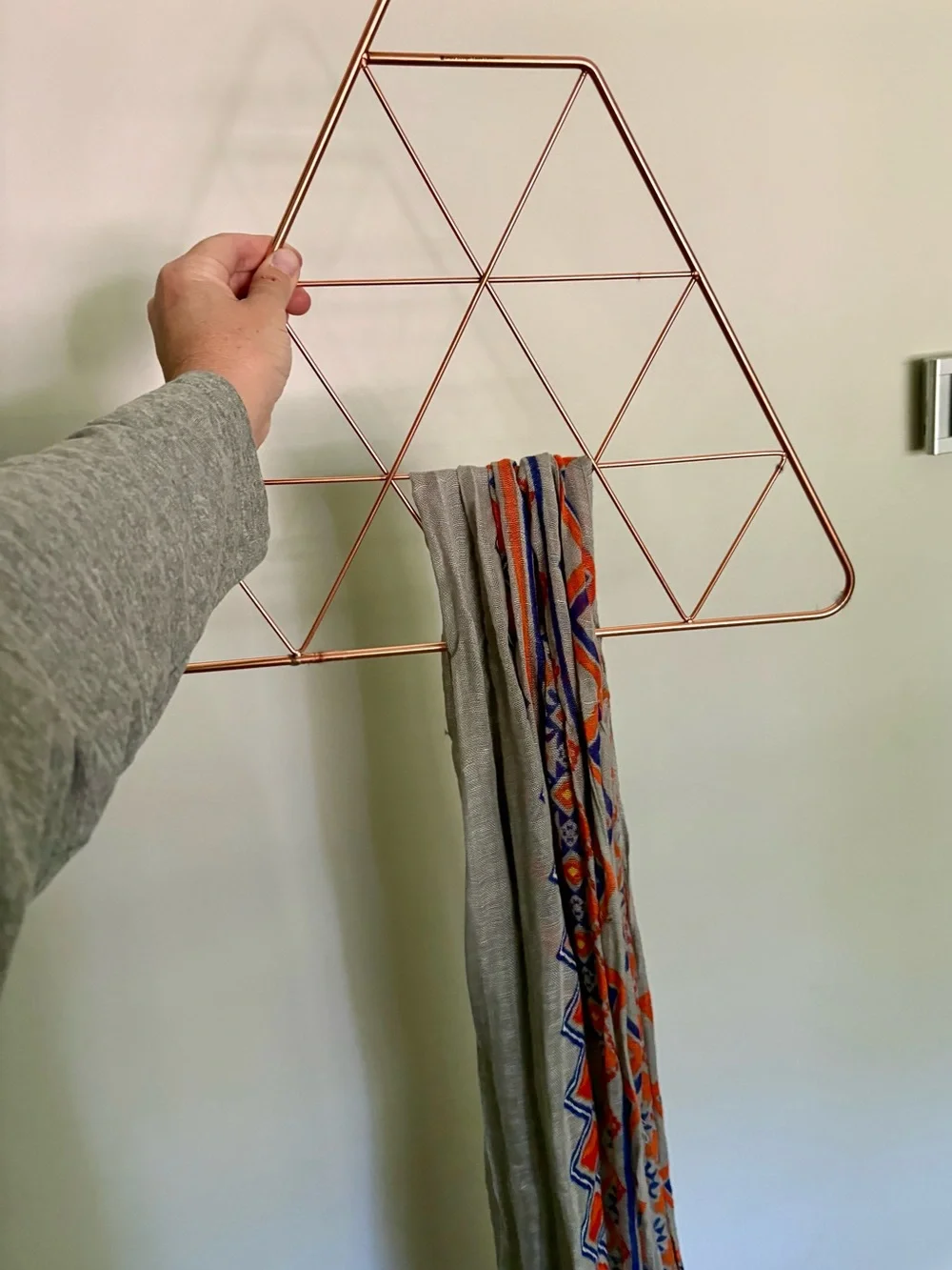 Source Unknown Gray Scarf with Orange & Blue Pattern